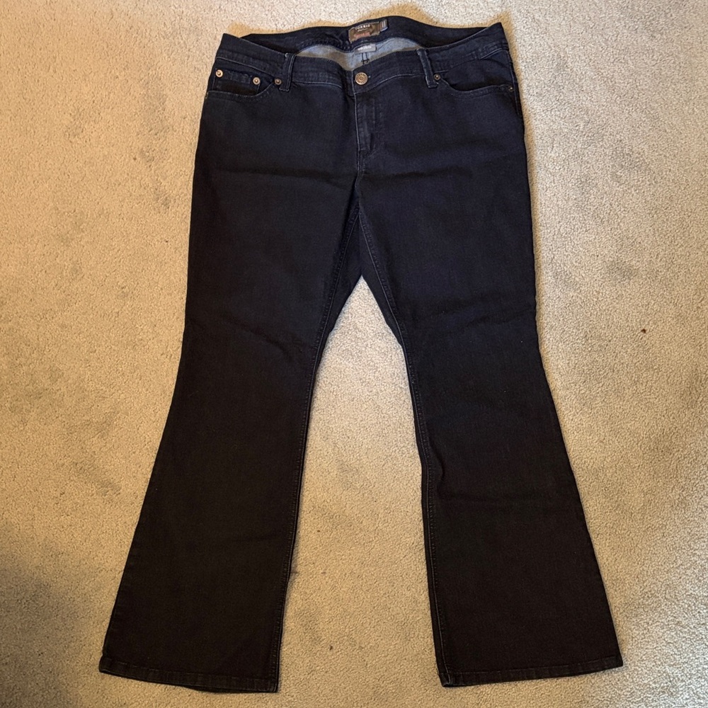 Torrid Luxe Slim Boot Women's Jeans Size 12R NWOT - Picture 1 of 12
